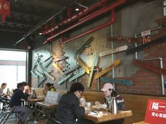 大堂-管氏翅吧(中关村店)