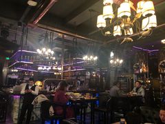 大堂-爱啤精酿·民谣酒馆(滨江店)