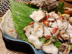 -鑫釜山海鲜烧烤(鑫丰国际店)
