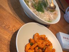 -蜜桃餐厅·伴山(湖滨商业街店)