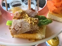 -亚龙湾喜来登·美景台大堂吧