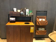 -星巴克(杭州湖滨银泰E区店)