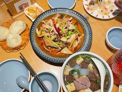 -金莹丸子汤清真(朝外SOHO店)