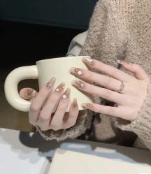 -斯馨·健康美甲美睫