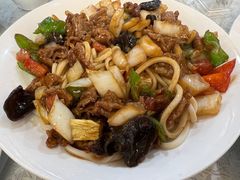 -汗腾格里·风味餐厅(新疆驻京办店)