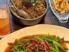 -菌自由丨野生菌火锅特色庭院餐厅(丽江古城店)