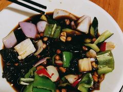 -六福烧烤酒馆(秦隆步行街店)