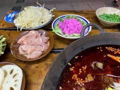 -四小区火锅·巷子里的重庆火锅(花照壁店)