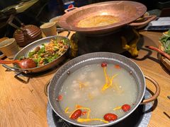 -吃饭皇帝大土家民族菜(正大广场店)