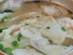 -依云煎包店