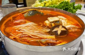 Ancient Fermented Miao Ethnic Sour Soup