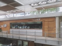 -ROAST coffee & eatery