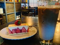 -黑草莓(重庆路店)