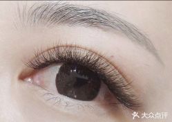 -七月美睫 美甲