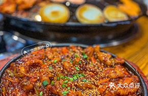Spicy Stir-Fried Chicken Feet