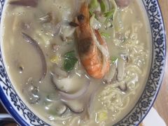 -一路飘香面馆