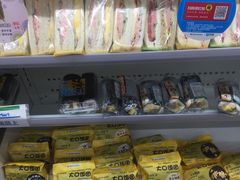 零售区-全家便利店(莲花池东路店)