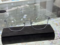 -朱师傅眼镜·蔡司·依视路·尼康(市先进店)