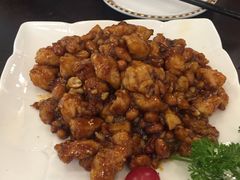 -金牌餐厅·天津菜·八珍豆腐·老爆三(瓷房子店)