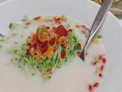 -禄鼎记·多口味酸菜鱼(凯德广场店)