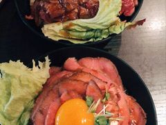 一磅牛肉盖饭-Red Rock(京都六角通り店)