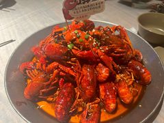 -巴厘龙虾·榜首油焖大虾(音乐学院·沿江酒馆店)