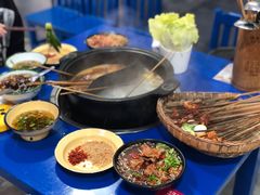 -马路边边·成都串串(翠柏路店)
