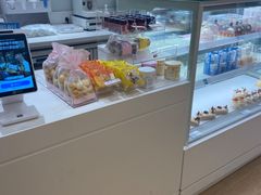 面包甜点陈列柜-好利来(光华中心店)