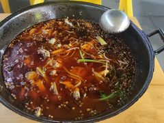 -鸿顺老铁锅美蛙鱼府(解放碑店)