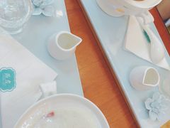 -燕庭·纯燕窝·甜品下午茶(南京西路店)