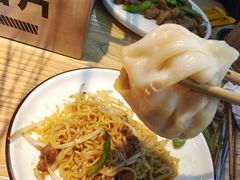 -喝丢一只鞋海鲜烧烤·海肠捞饭(东关街店)