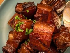 石锅红烧肉-上海和平饭店龙凤厅 Dragon Phoenix