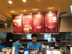 -The Habit Burger Grill 哈比特汉堡(爱琴海店)