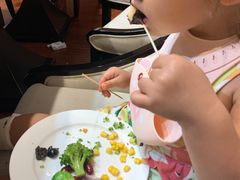 -深圳君逸国际酒店(龙岗横岗塘坑地铁站店)