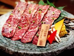 -山川小町·极番烧肉(新地假日广场店)
