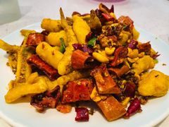 -巧克力渔家.小船海鲜胶东菜(万平口店)