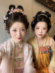 -一揽芳华汉服旗袍体验馆(拙政园店)