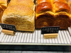 -麦田工坊(月湖店)