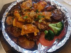 茄汁三文鱼骨-点红点绿茗点居(客村店)