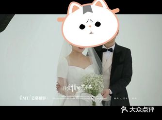 艺慕带来了一次有文艺气息的婚纱摄影体验