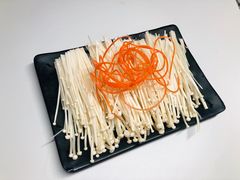 金针菇-花间小酌火锅小酒馆(吕四店)