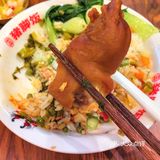 味道正宗分量惊人的猪脚饭，居然藏在金融城写字楼里！