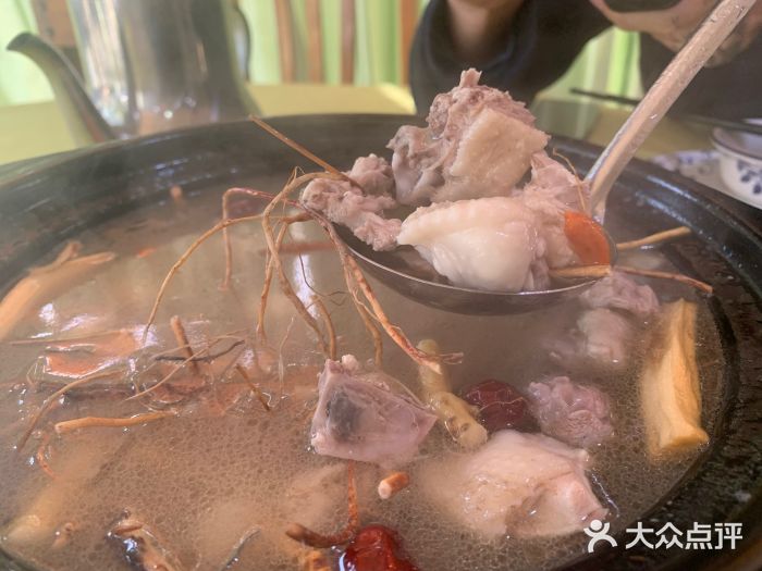 红炎炎农家菜老字号(金水台店)图片