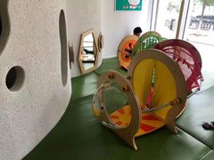-乐融婴幼儿成长中心(四季青校区)
