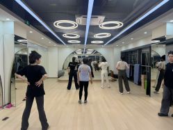 点击看大图 -宝生月子中心(民治店)