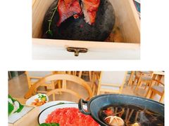 樱桃木大红袍烟熏玻璃乳鸽-解放碑威斯汀酒店-知味国际美食餐厅