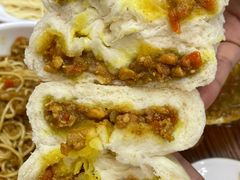 -李与白包子铺(桐梓林店)
