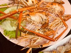 -J Daeng Seafood