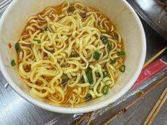 -卫卫麻辣烫(建设新村路店)