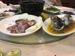 -丰满楼